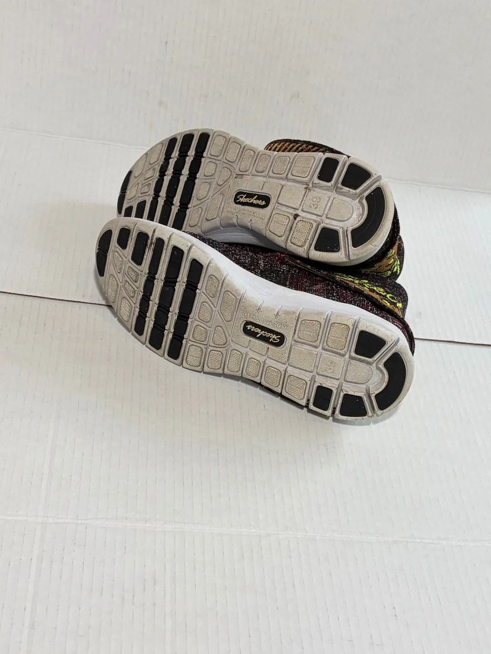 Skechers women’s sketchers